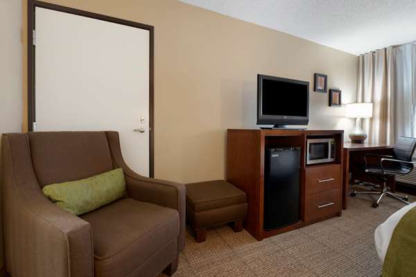  - Comfort Inn Romeoville - I-55, Exit 263