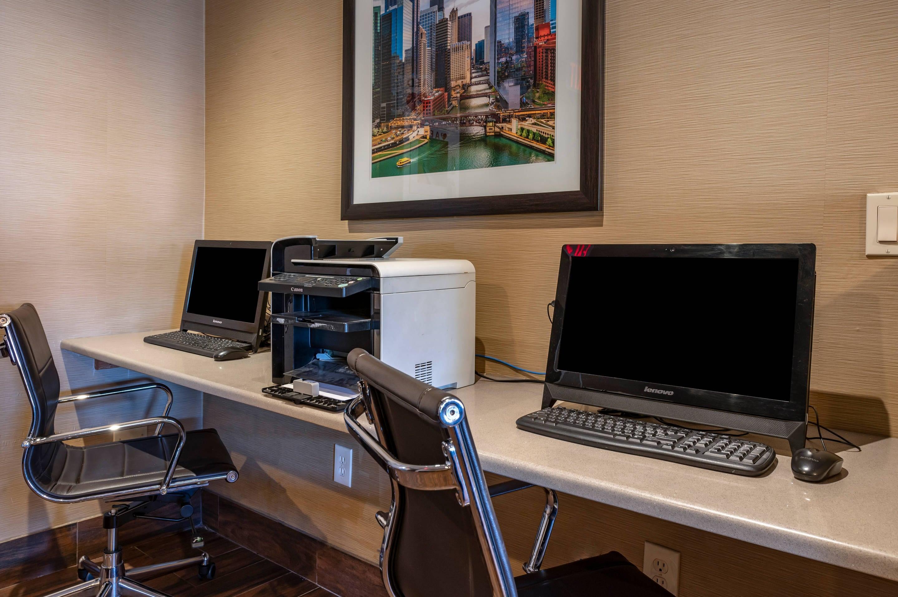 Computer in the lobby | Comfort Inn Romeoville - Bolingbrook