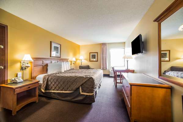  - Econo Lodge Marion - I-57, Exit 54