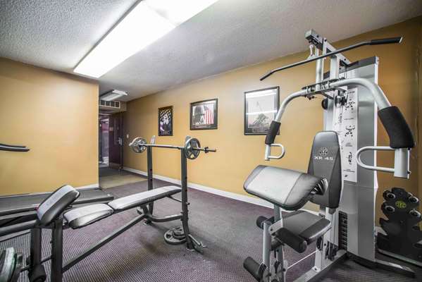 Fitness/ Exercise Room - Econo Lodge Marion - I-57, Exit 54