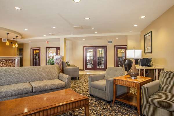  - Comfort Suites Bloomington - I-55 & I-74, Exit 160