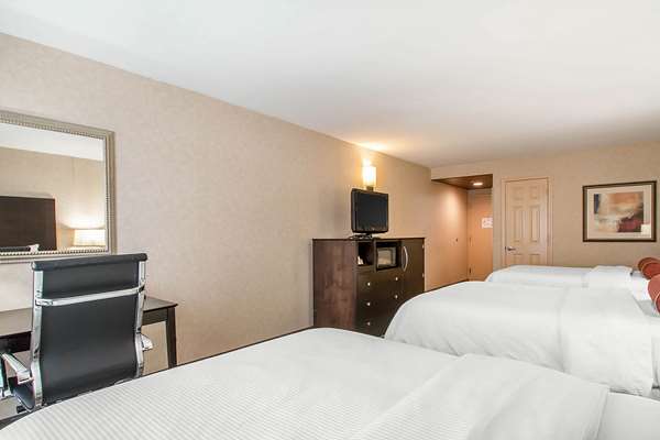  - Clarion Inn Elmhurst