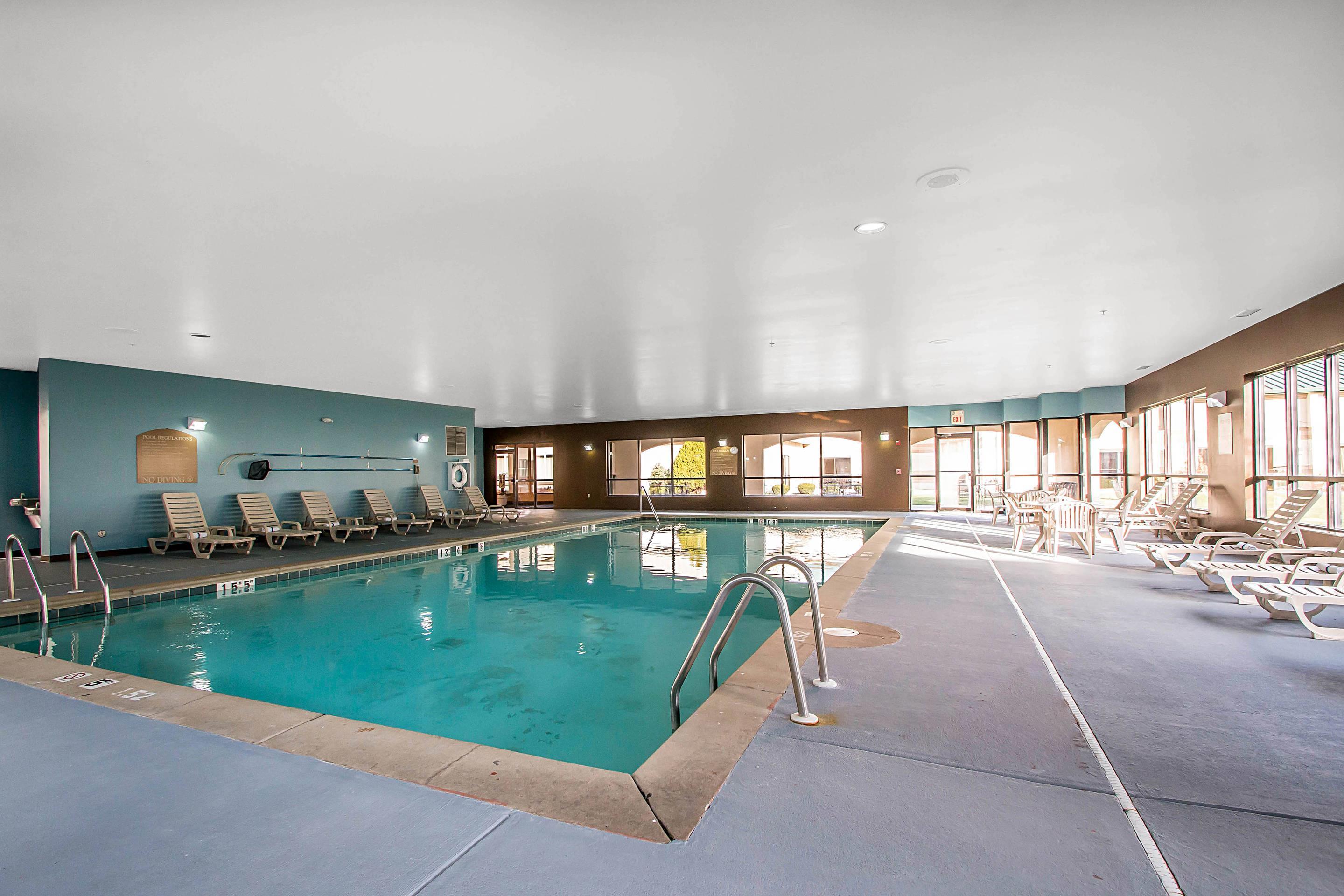 Relax by the pool | Clarion Inn Elmhurst - Oak Brook near I-88, I-290, I-294