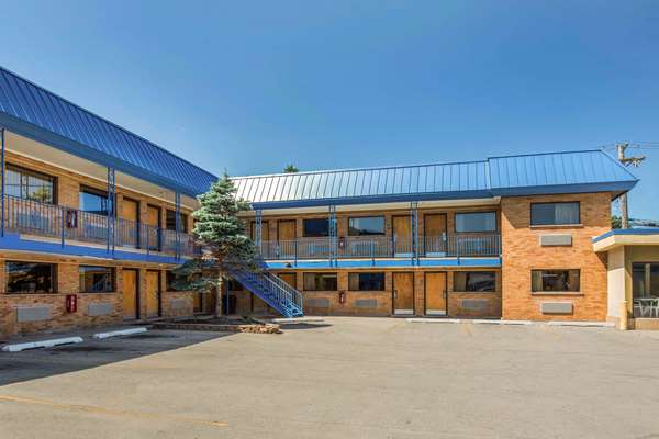 Exterior view - Rodeway Inn Lyons