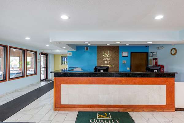 - Quality Inn Sycamore