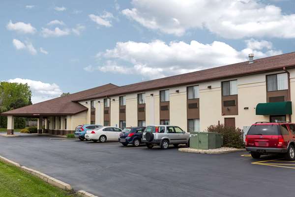 Exterior view - Quality Inn Sycamore