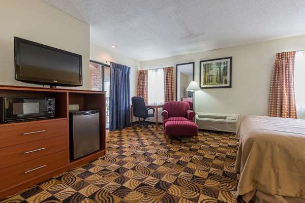  - Quality Inn Sycamore