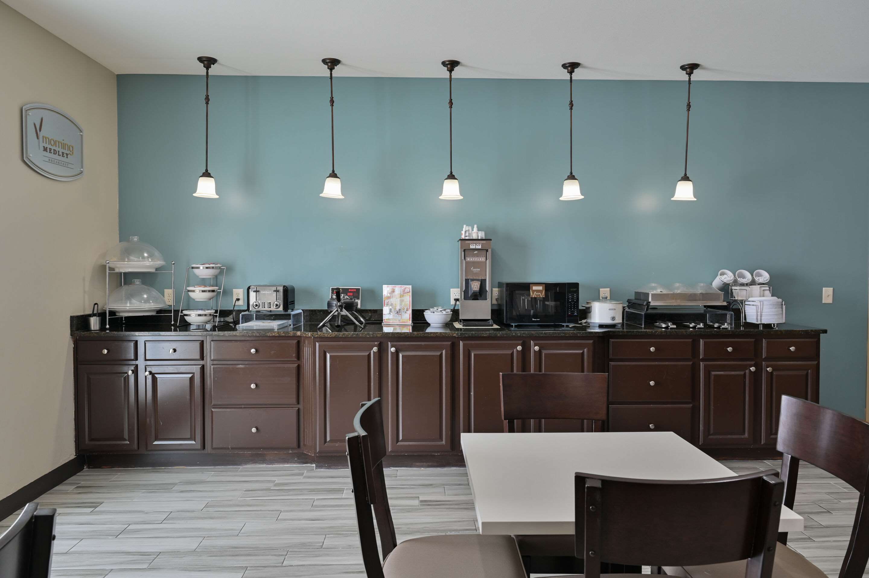 Breakfast area