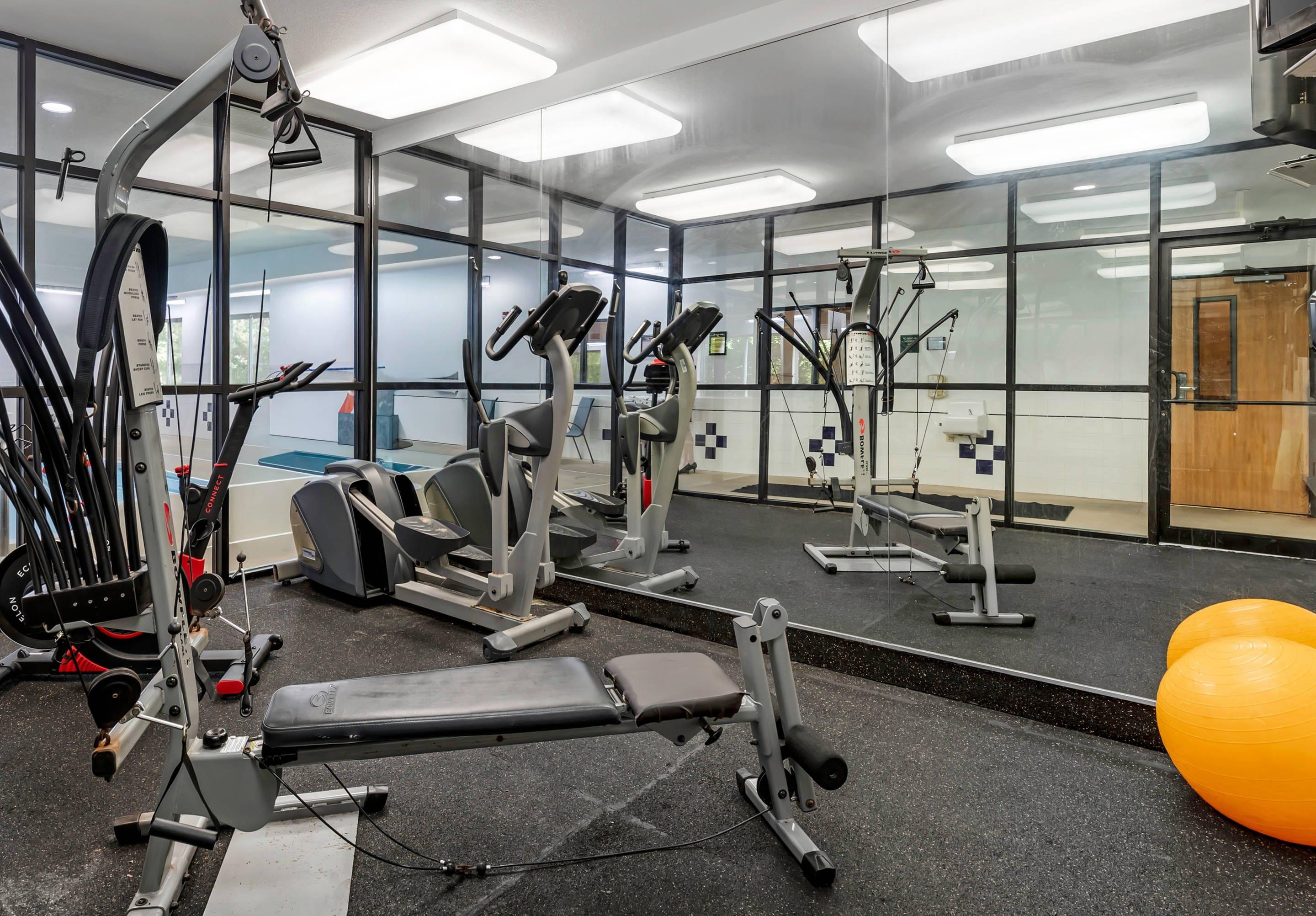 Fitness center | Comfort Inn & Suites East Moline near I-80