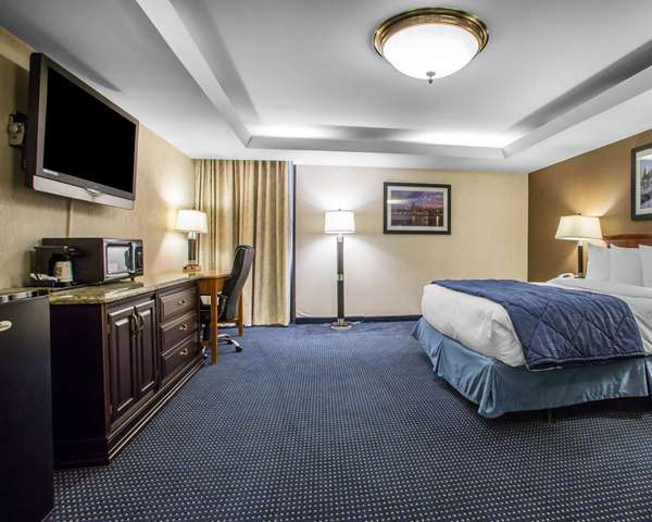 Suite - Quality Inn Schaumburg