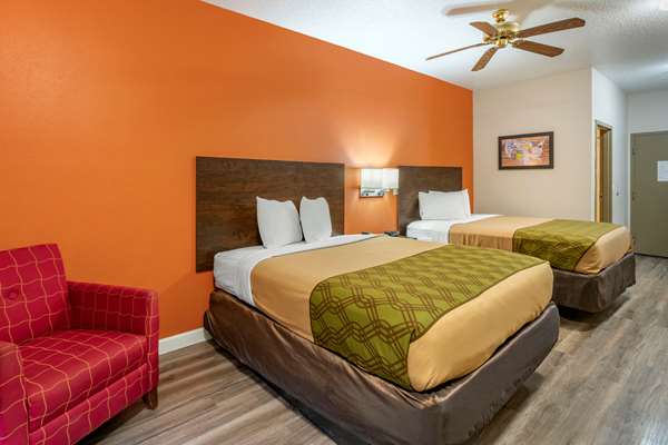  - Econo Lodge Inn & Suites Granite City - I-270, Exit 3