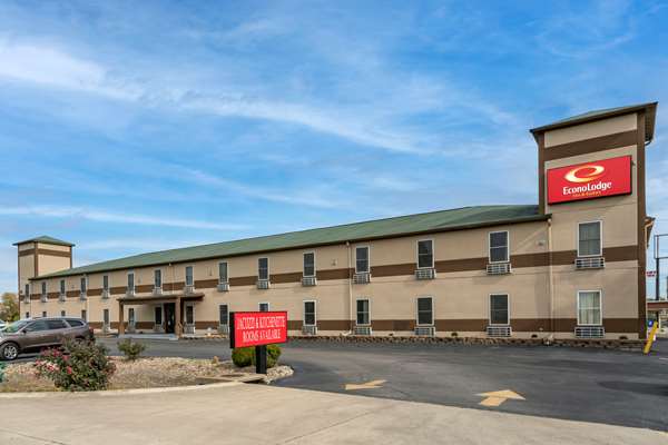 Exterior view - Econo Lodge Inn & Suites Granite City - I-270, Exit 3