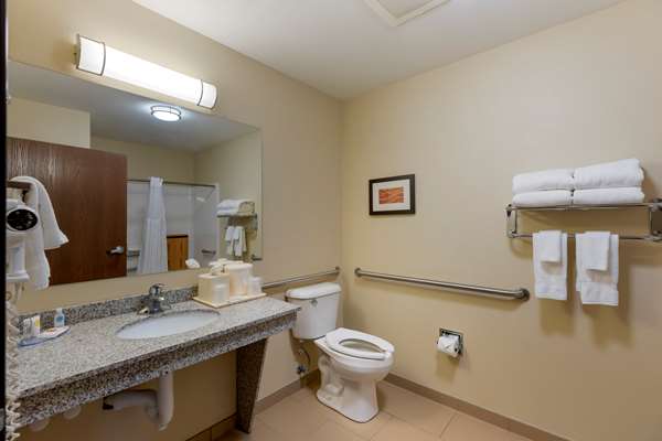 Suite - Comfort Inn Marion - I-57, Exit 54