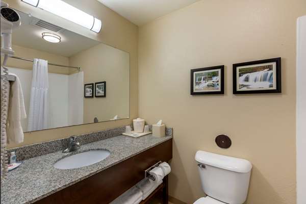  - Comfort Inn Marion - I-57, Exit 54