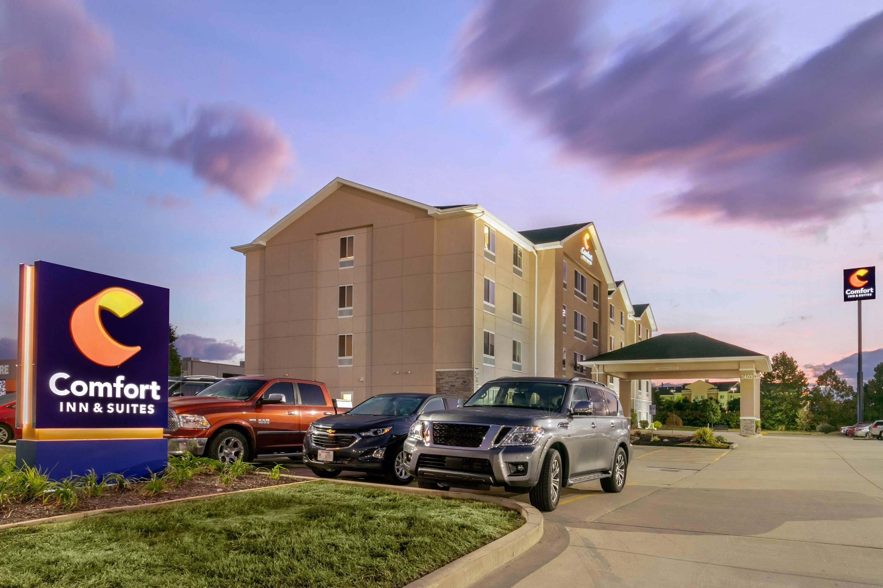 Hotel exterior | Comfort Inn & Suites Marion I-57
