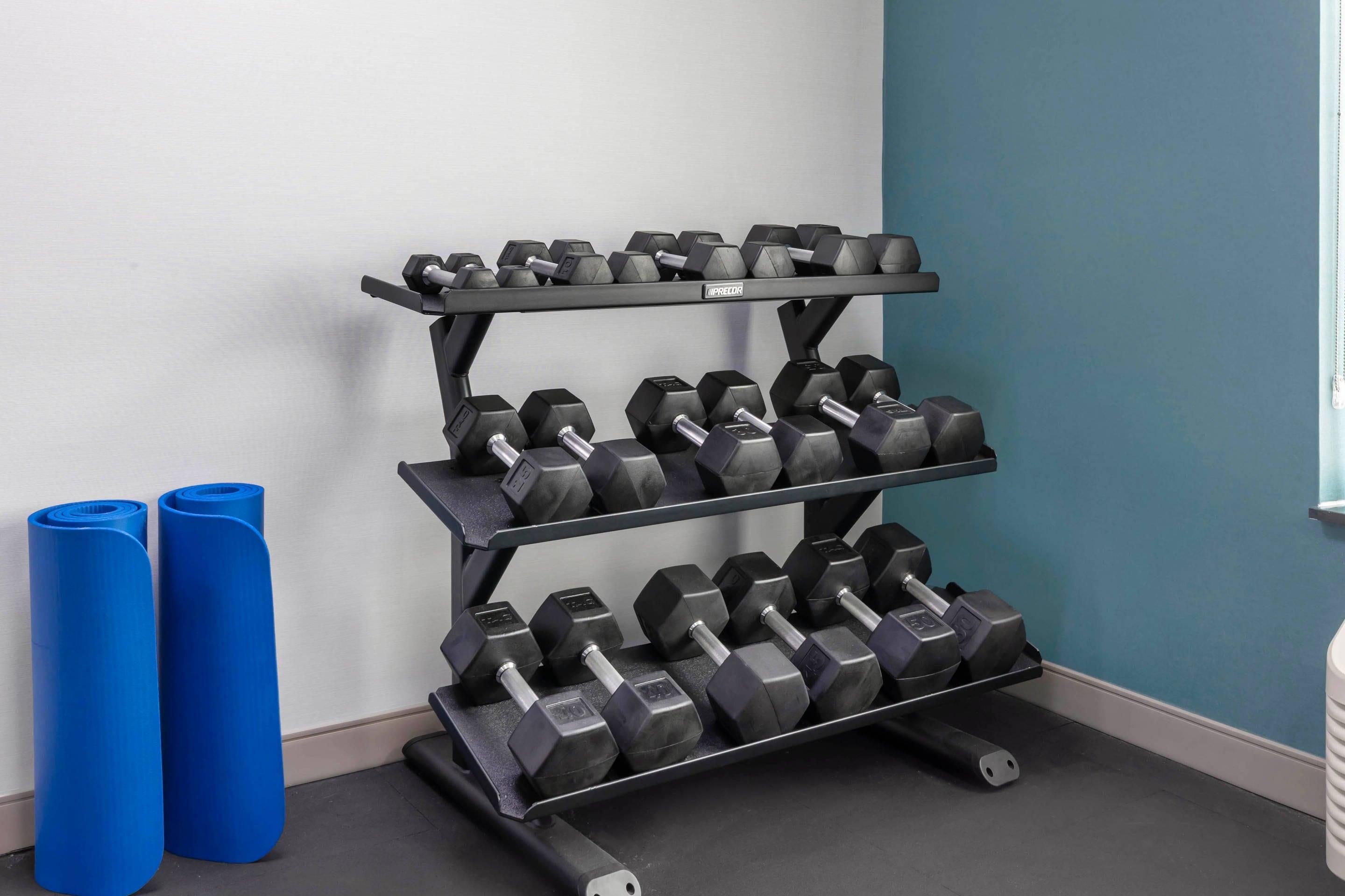 Fitness center | Comfort Inn & Suites Marion I-57