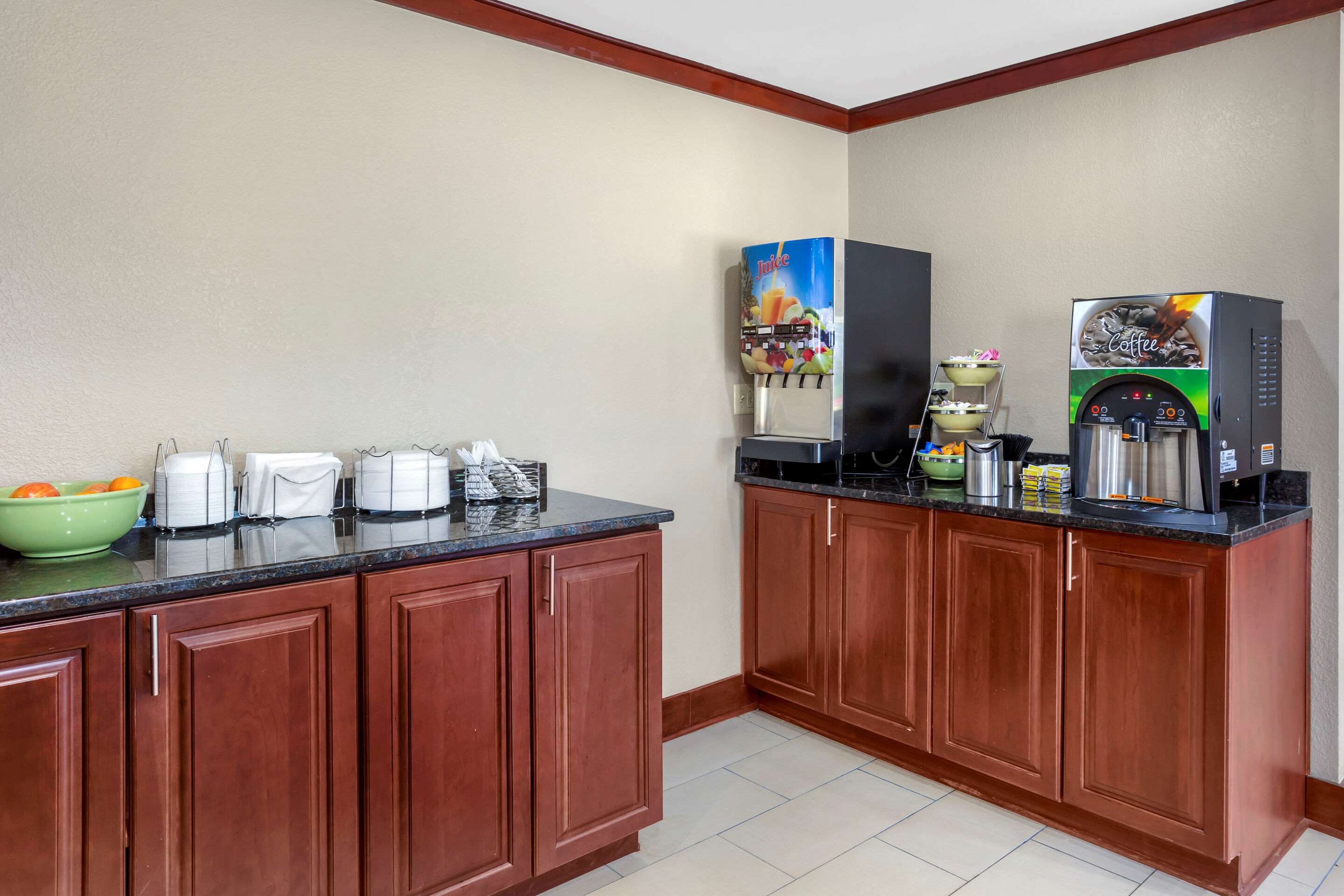Breakfast counter