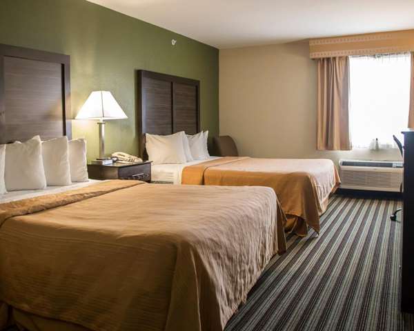  - Quality Inn & Suites Loves Park - I-39 & I-90, Exit 12