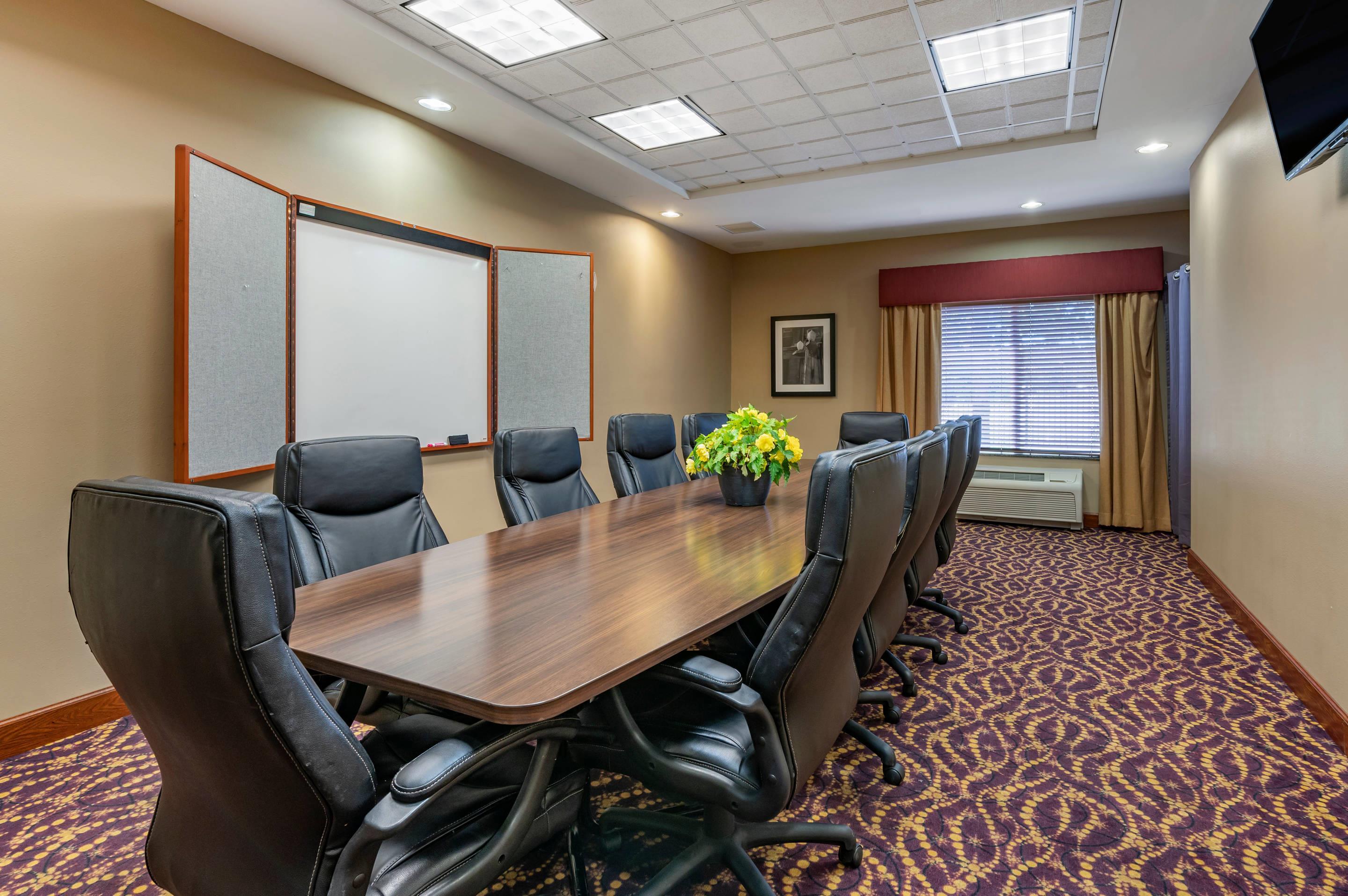 Meeting room | Comfort Suites Urbana Champaign, University Area