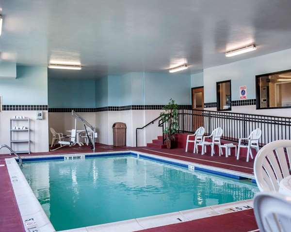 Pool - Quality Inn & Suites Cahokia - I-255, Exit 13