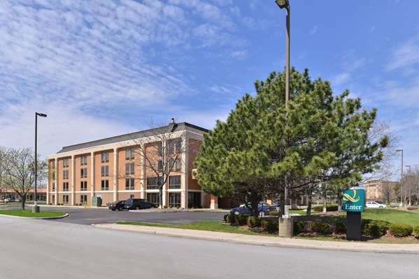 Exterior view - Quality Inn & Suites Matteson