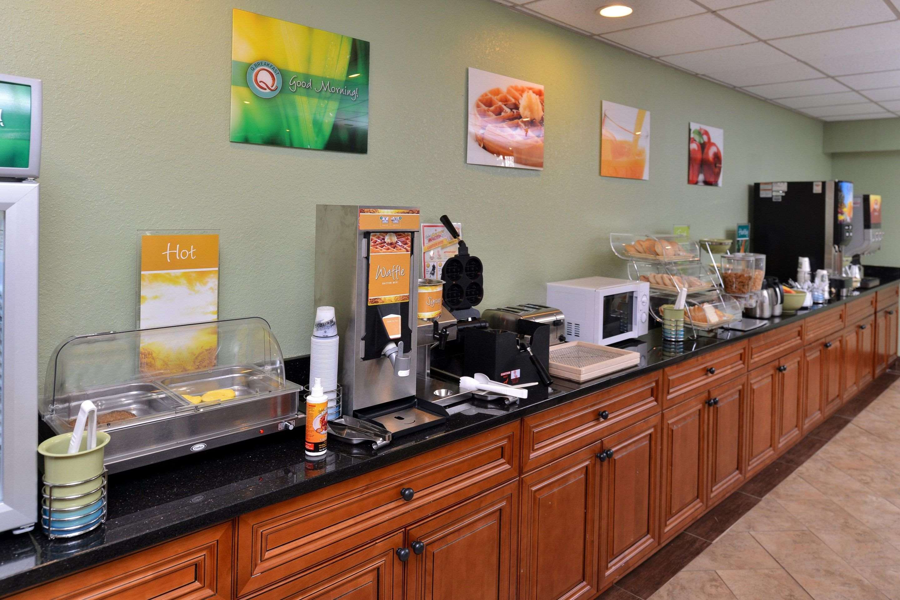 Breakfast bar