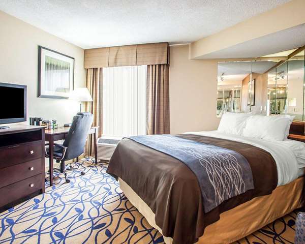  - Comfort Inn Bourbonnais - I-57, Exit 315