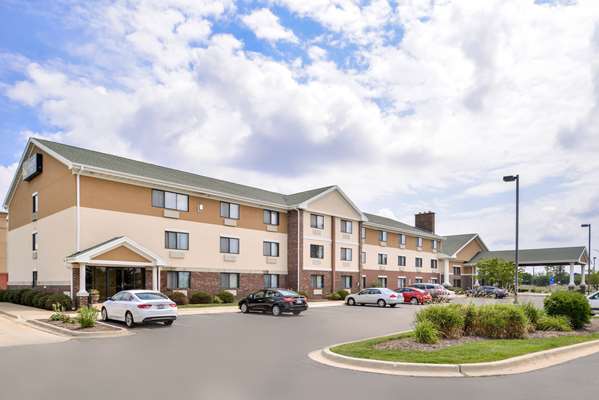 Exterior view - Quality Inn Bolingbrook - I-55, Exit 267