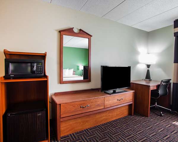  - Quality Inn Bolingbrook - I-55, Exit 267