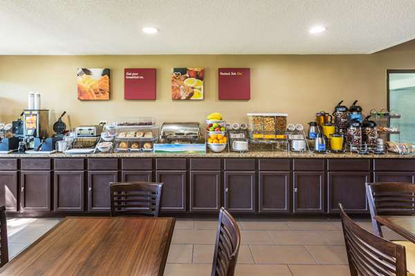 Amenities - Comfort Suites Lansing - I-80 & I-94, Exit 161