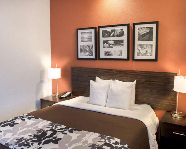  - Sleep Inn O'Fallon - I-64, Exit 14