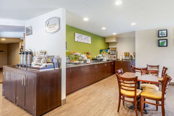 Amenities - Sleep Inn Lake Bluff