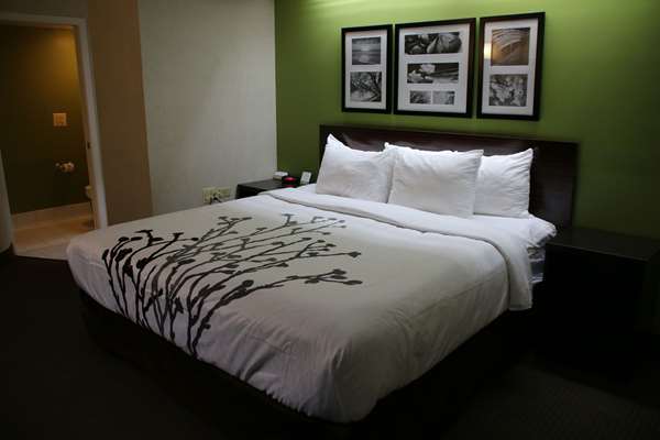  - Sleep Inn Lake Bluff
