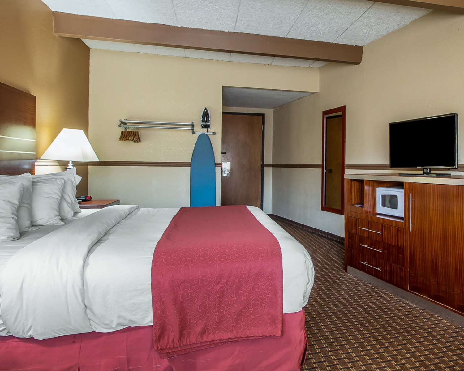 Quality Inn East Dubuque Il See Discounts