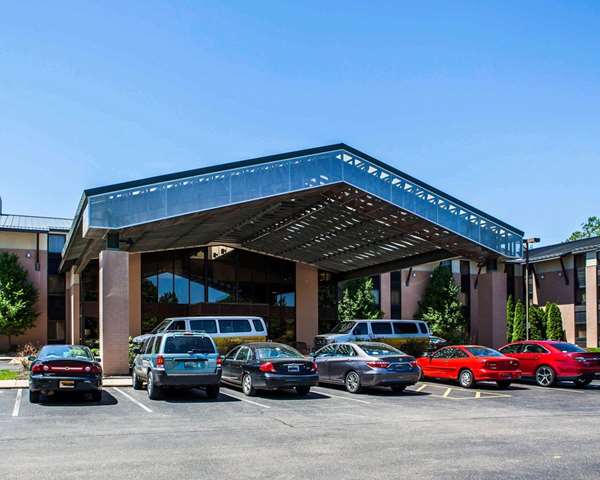 Exterior view - Quality Inn & Suites Peoria - I-74, Exit 89