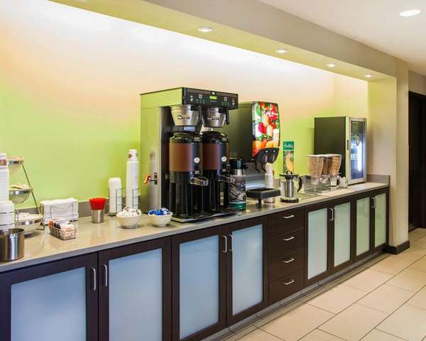 Amenities - Quality Inn & Suites Peoria - I-74, Exit 89