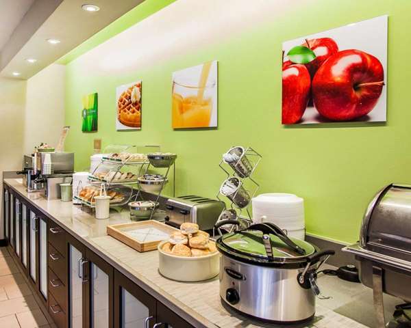 Amenities - Quality Inn & Suites Peoria - I-74, Exit 89