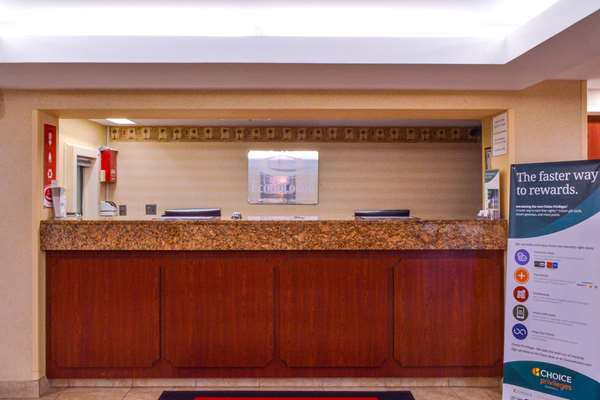  - Econo Lodge Willowbrook