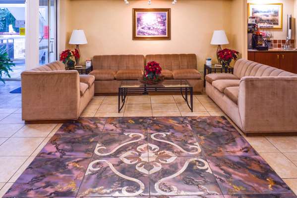  - Econo Lodge Willowbrook