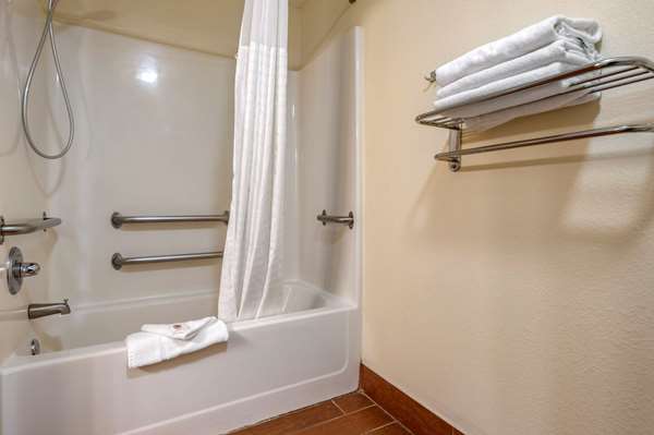  - Comfort Inn Joliet - I-80, Exit 127