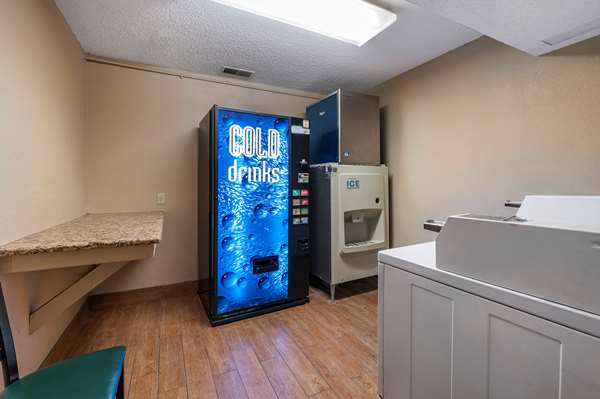 Amenities - Comfort Inn Joliet - I-80, Exit 127