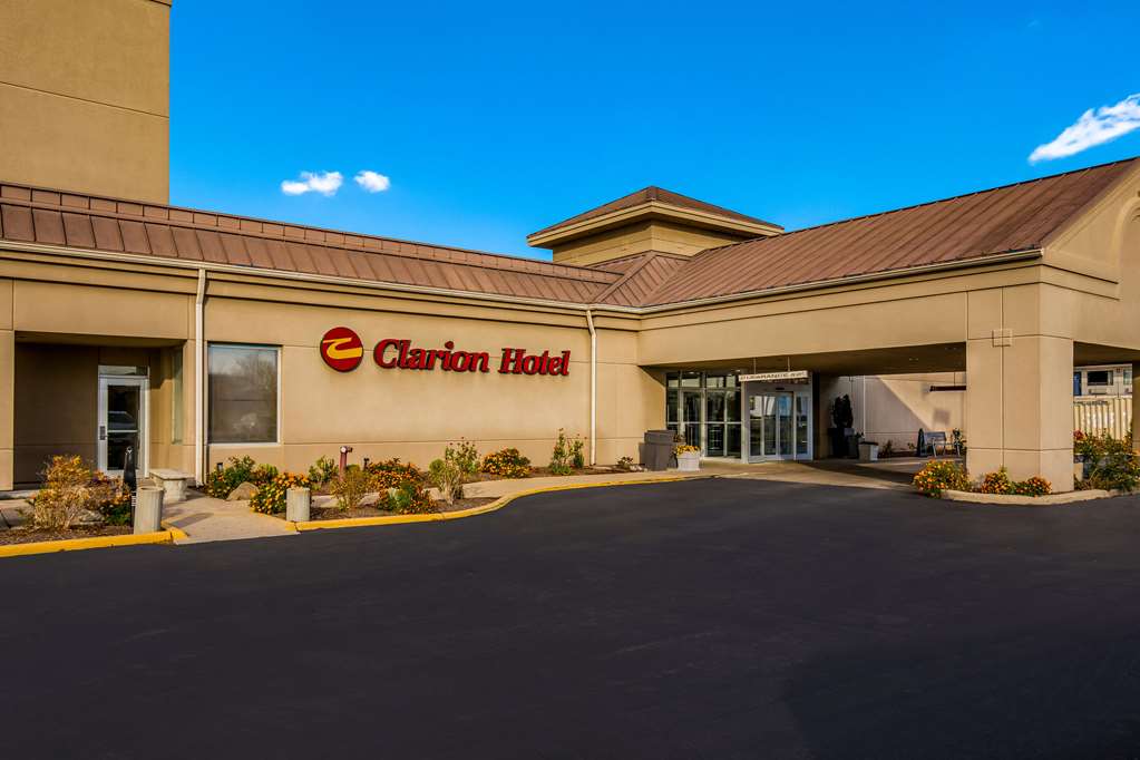 Clarion Hotel