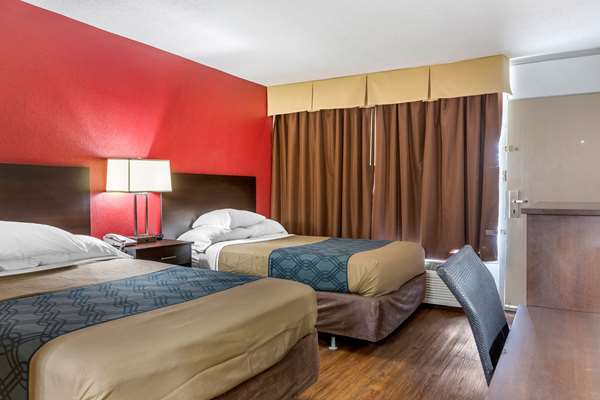  - Econo Lodge Shorewood - I-55, Exit 253