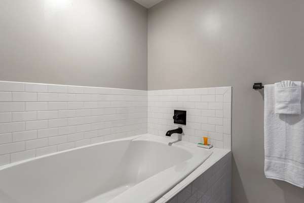  - Hotel Blake Chicago