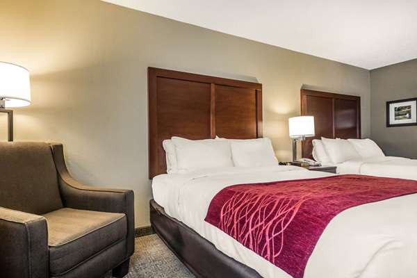  - Comfort Inn Ottawa - I-80, Exit 90