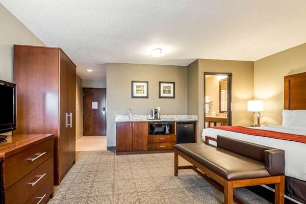  - Comfort Inn Ottawa - I-80, Exit 90