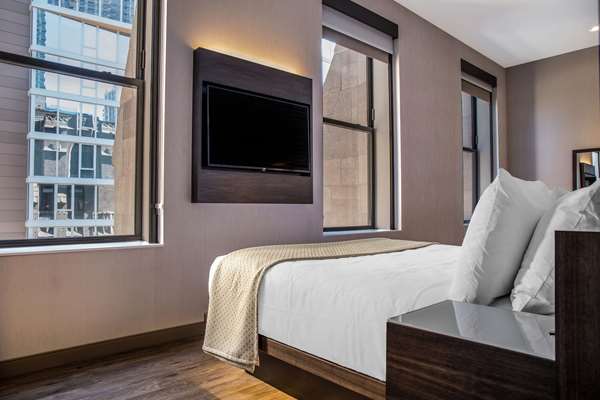  - Cambria Hotel Theatre District Loop Chicago