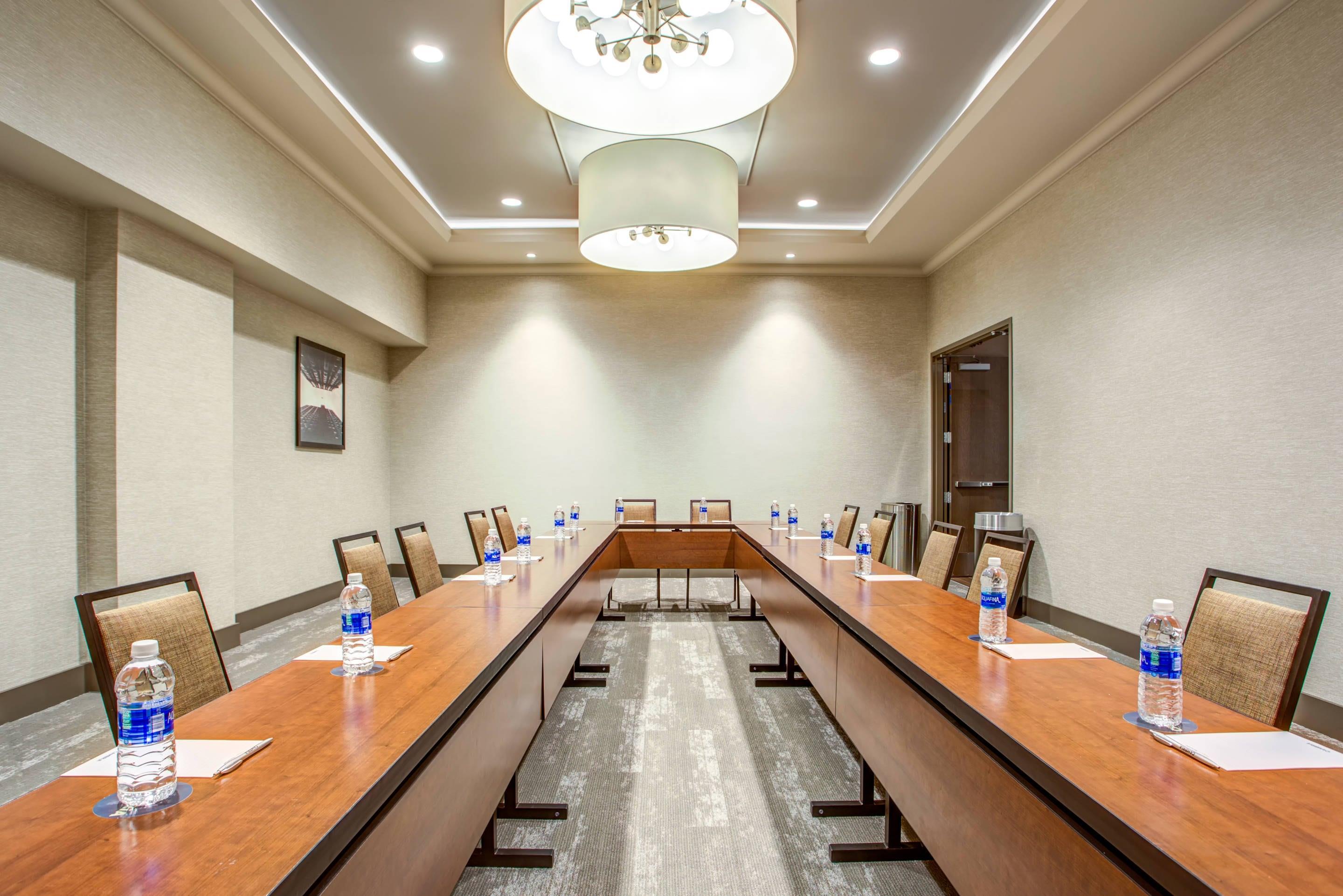 Boardroom | Cambria Hotel Chicago Loop - Theatre District