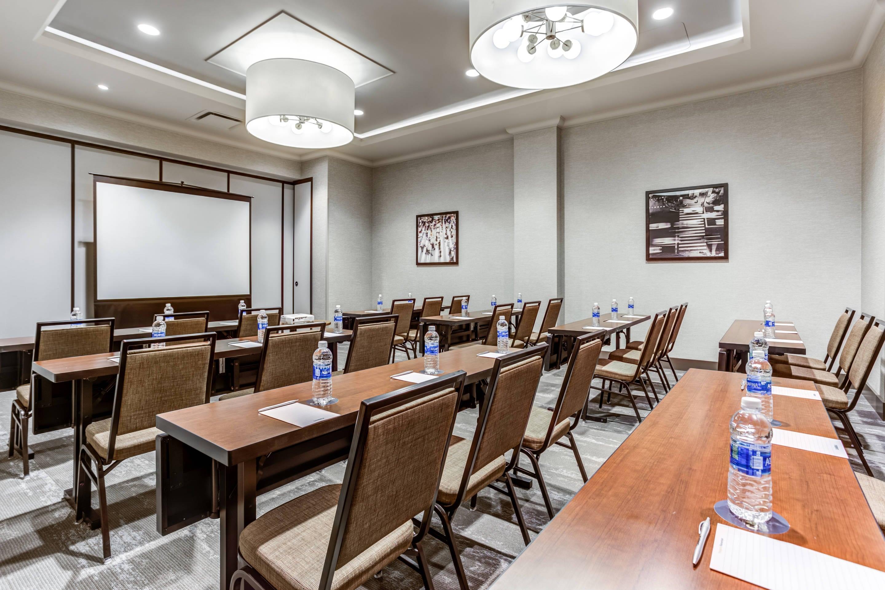 Meeting room | Cambria Hotel Chicago Loop - Theatre District