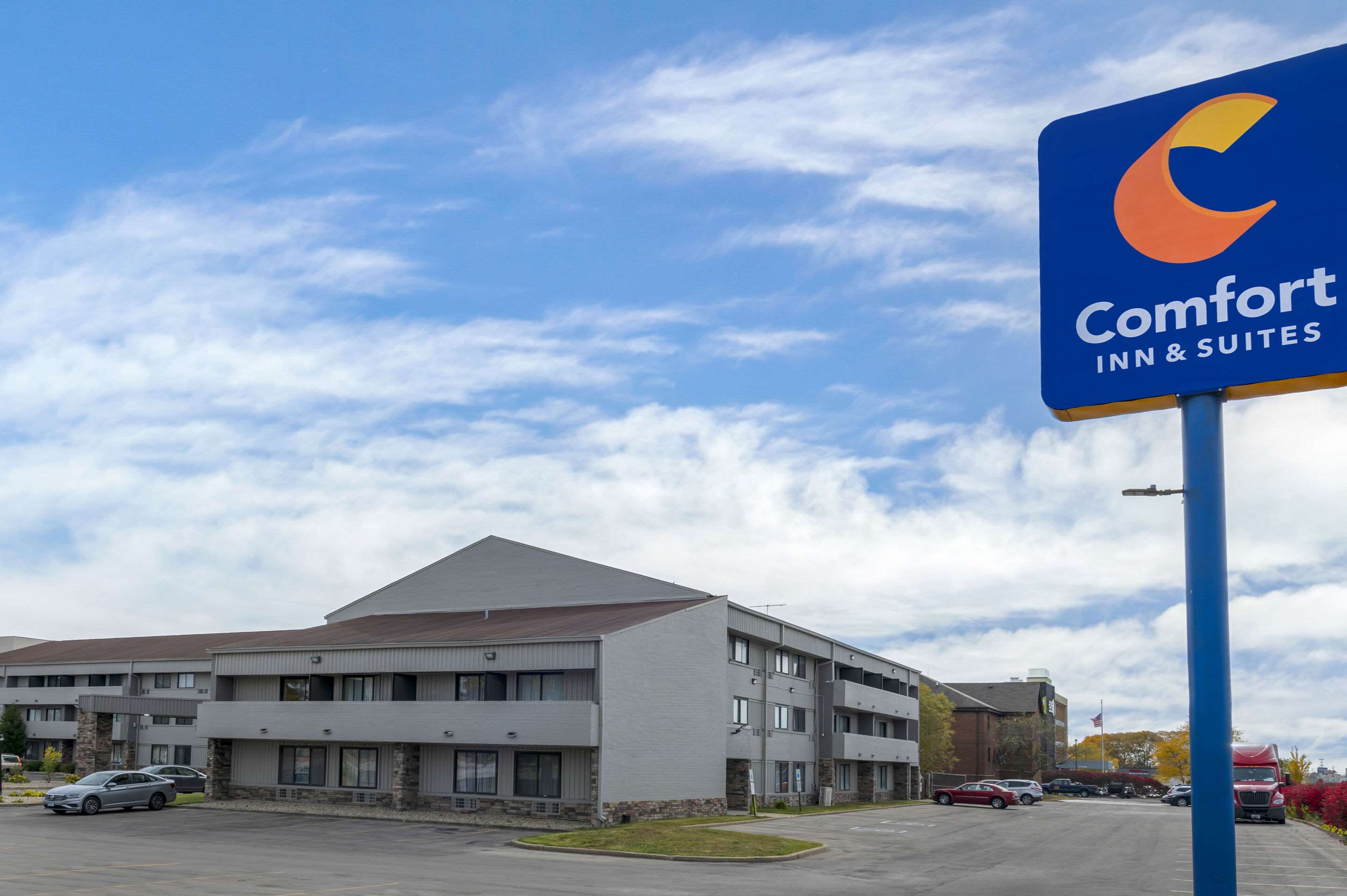 Hotel exterior | Comfort Inn & Suites North at the Pyramids